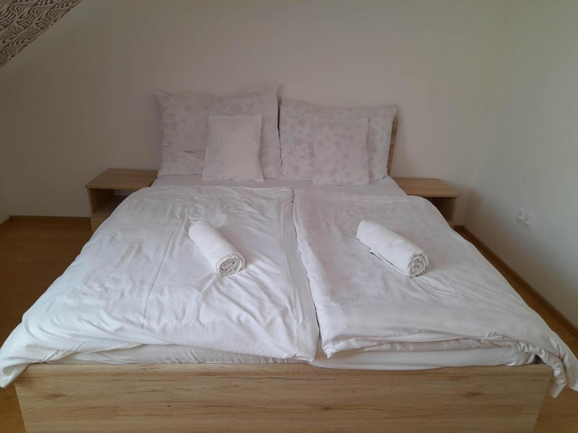 Bed and Breakfast Kemences Fogado Tardos Exteriér fotografie